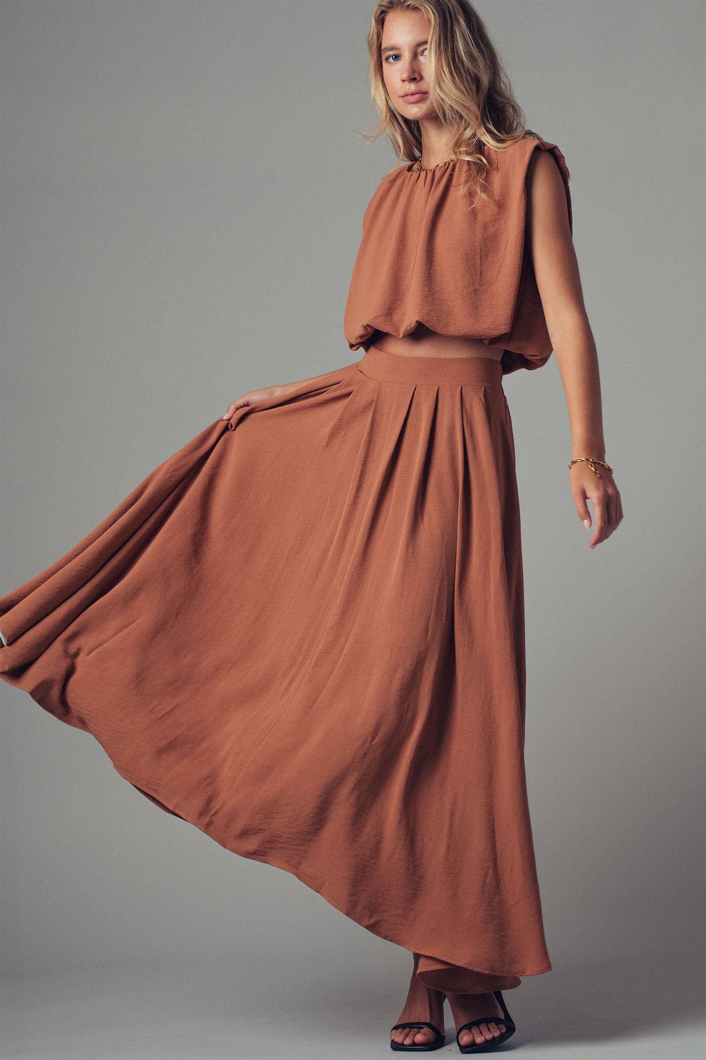Ara Skirt