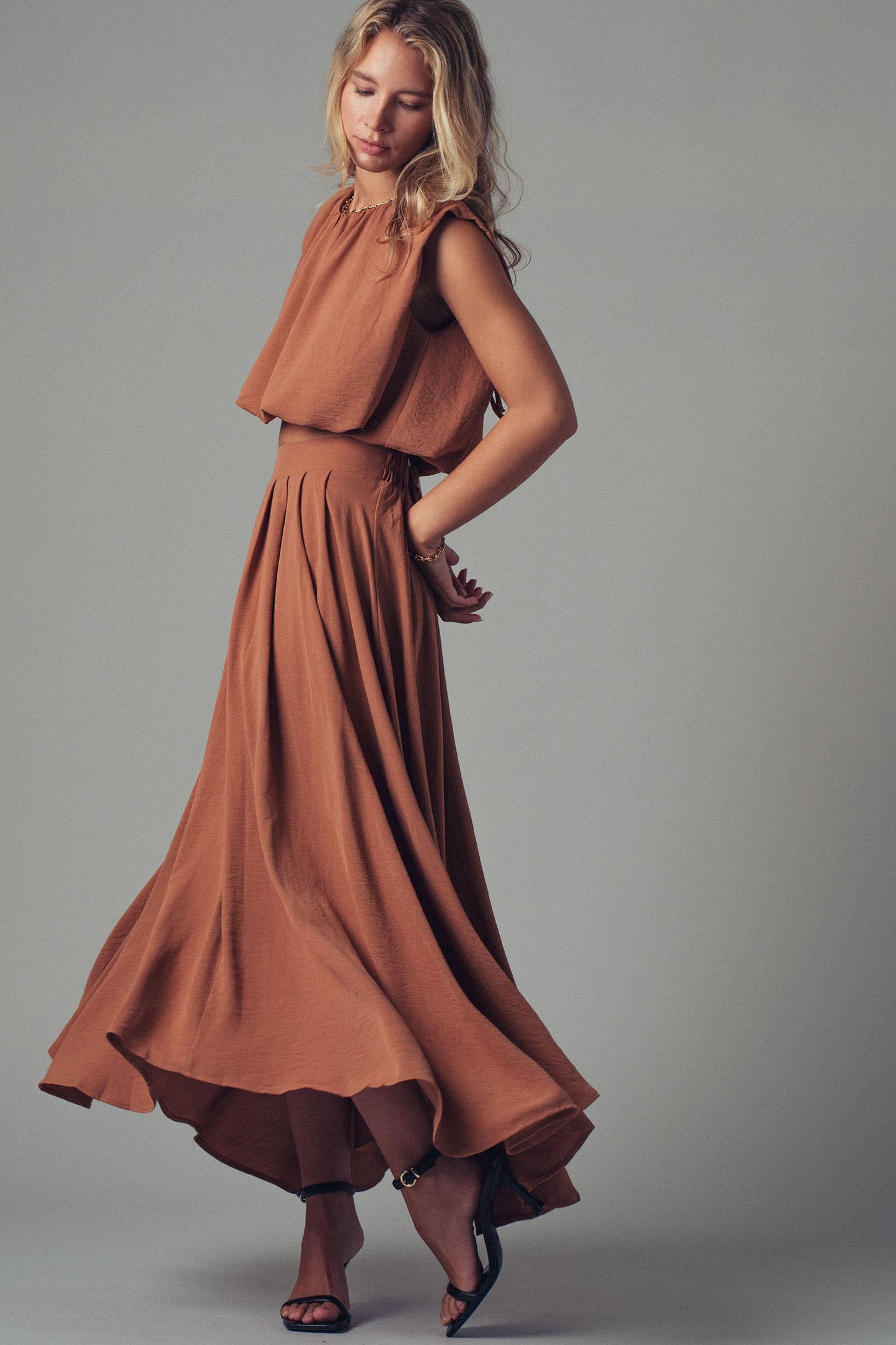 Ara Skirt