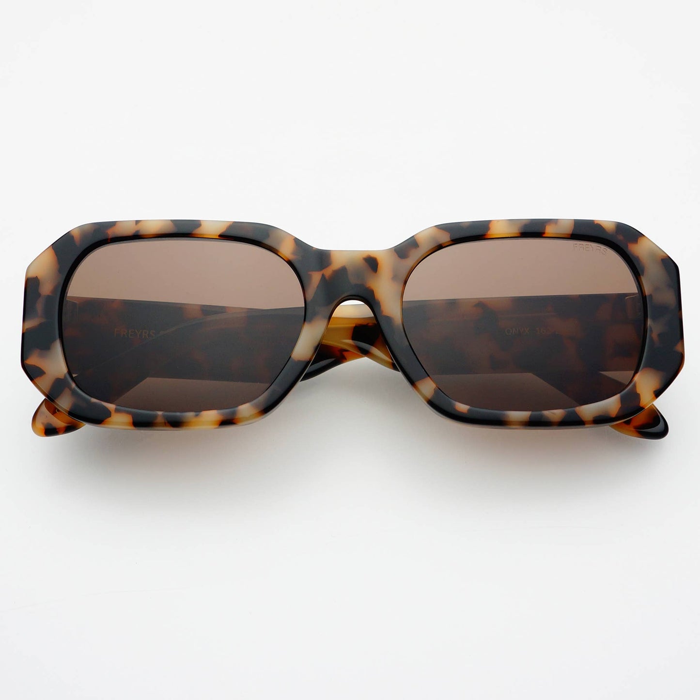 Onyx Sunnies