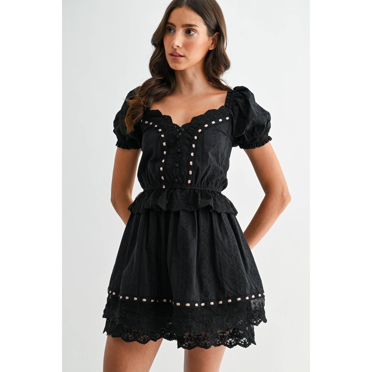 BLACK LACE MINI DRESS