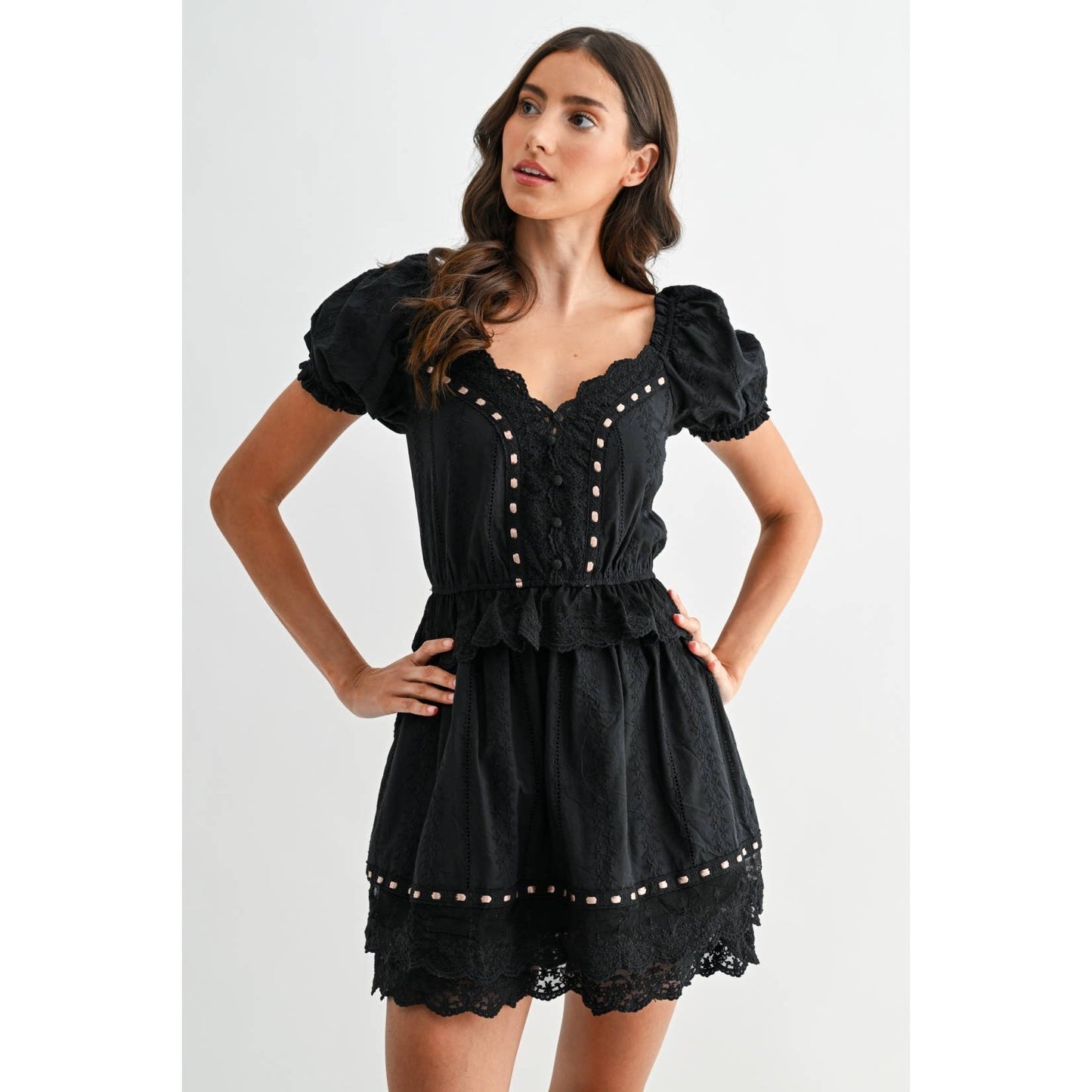 BLACK LACE MINI DRESS